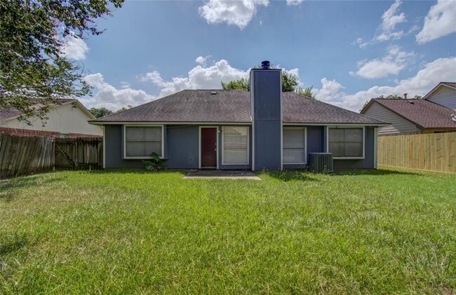 Building Photo - 11810 Stone Bridge Dr