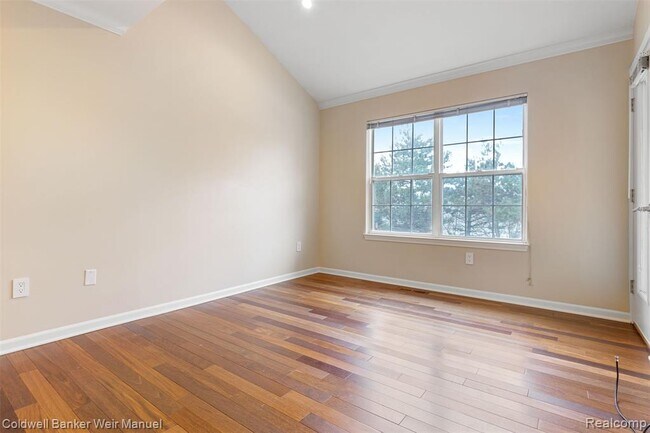 Building Photo - 1566 Maryland Club Dr