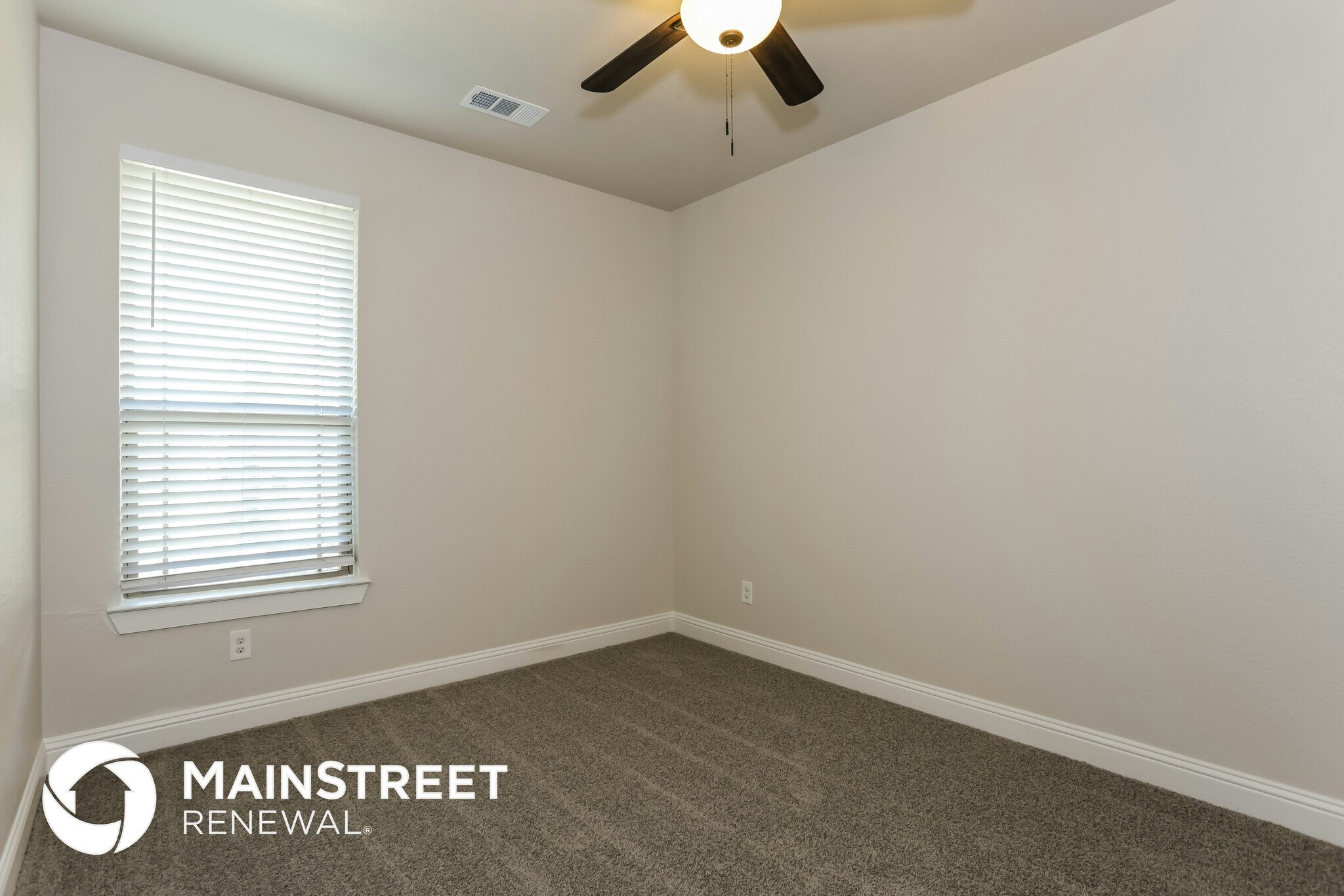 Building Photo - 1007 Brook Forest Ln