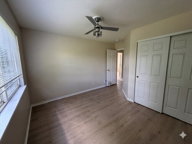 Building Photo - 3740 Pope Ct