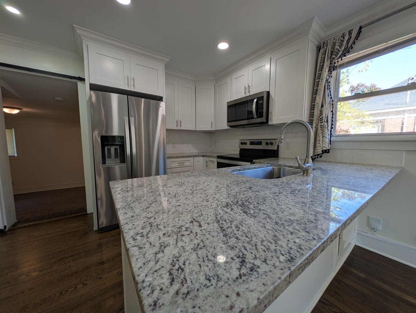 Building Photo - 1801 Kennesaw Dr