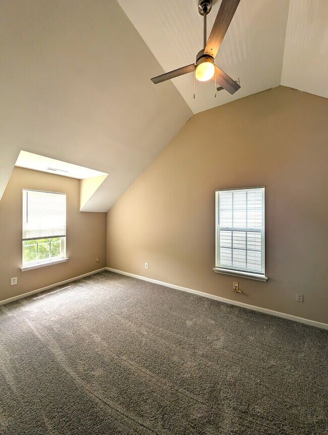 Building Photo - 2507 Anna Garrison Rd