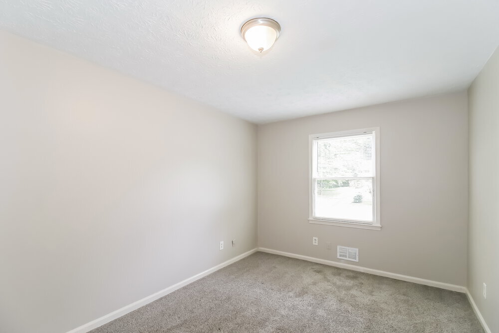Building Photo - 6183 Fieldcrest Dr
