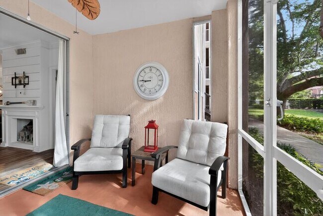 Building Photo - 4114 Central Sarasota Pkwy