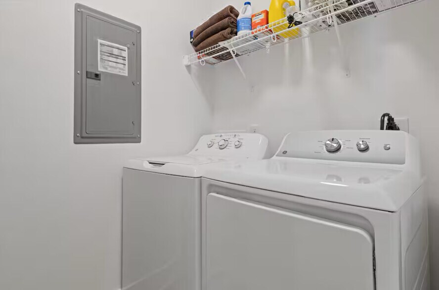 Building Photo - 2511 Whites Creek Pike