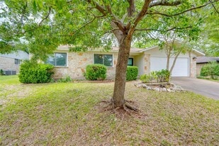 Building Photo - 908 Spring Tree St