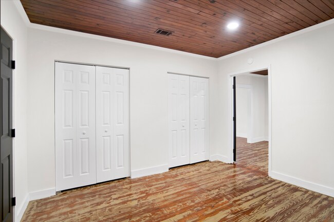 Building Photo - 4117 Barrancas Ave