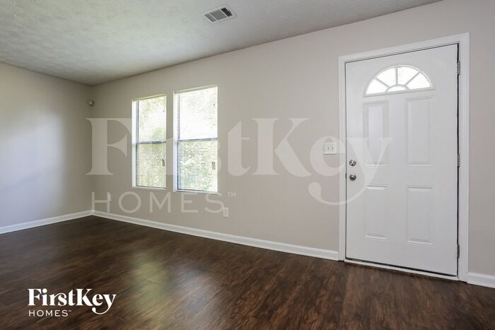 Building Photo - 3871 McGill Ln