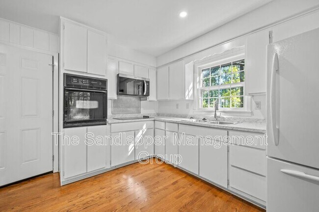 Building Photo - 108 Furlong Rd