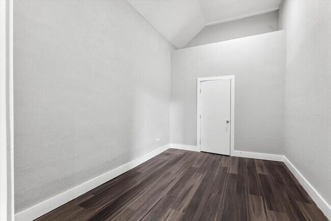 Building Photo - 17621 Stacey Ln