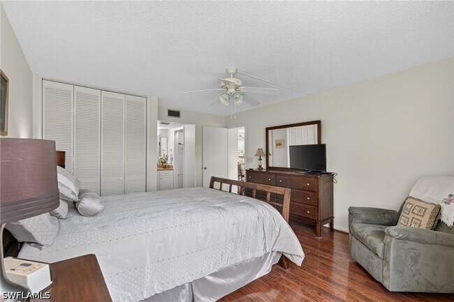 Building Photo - 1087 Forest Lakes Dr