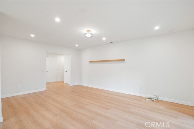 Building Photo - 1185 La Subida Ct