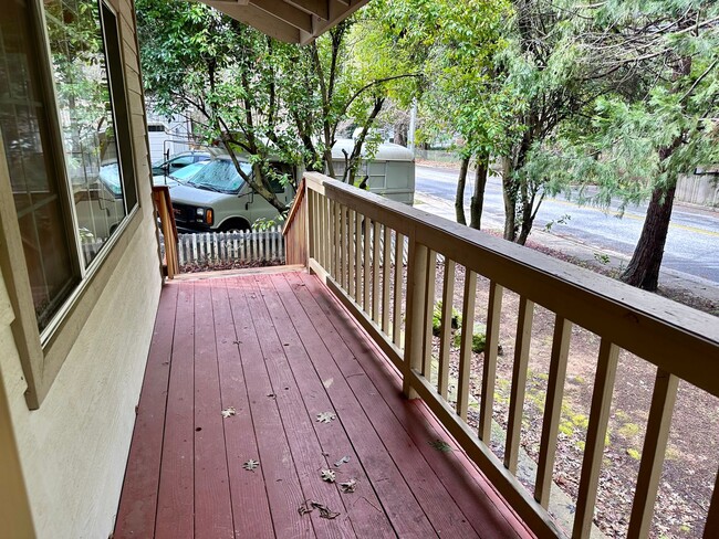 Building Photo - Downtown Nevada City Home Walking Distance...