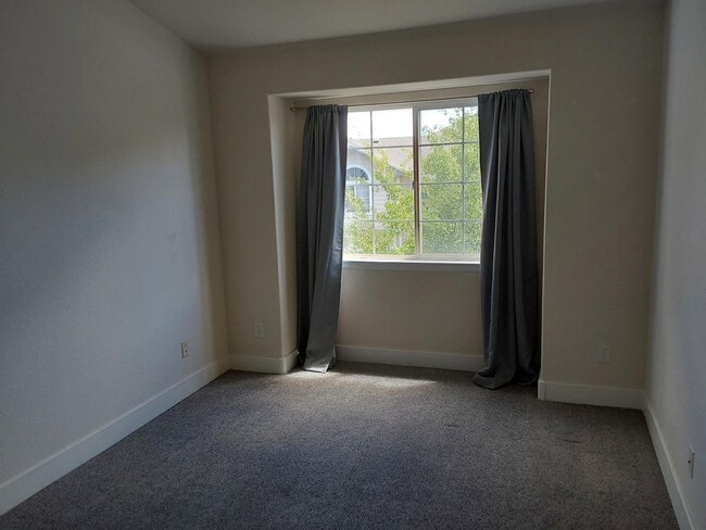 Building Photo - 5151 W 29th St