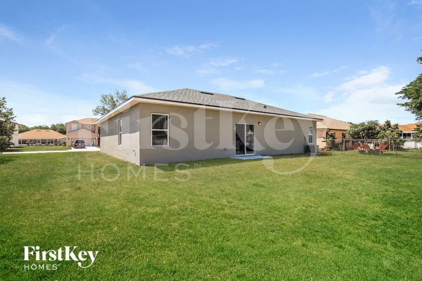 Building Photo - 568 Hummingbird Ct