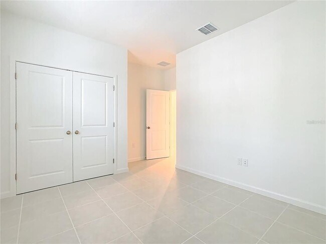 Building Photo - 2402 Celebration Blvd