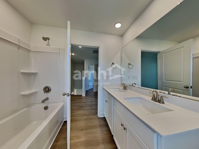 Building Photo - 4141 Autumn Cove Dr