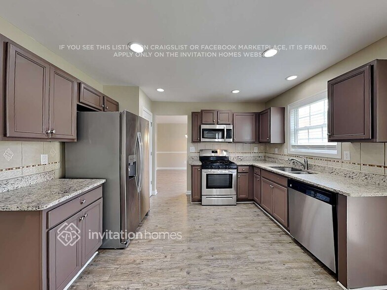 Building Photo - 3935 Brushy Wood Dr