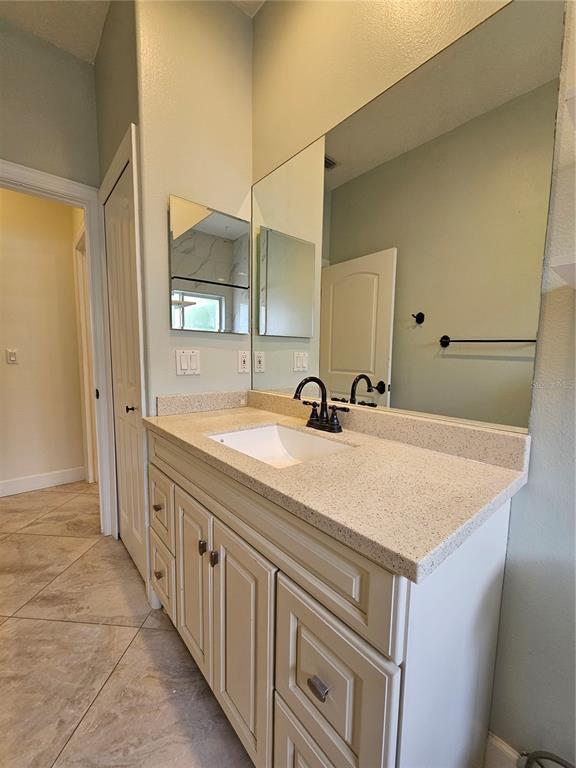 Building Photo - 6279 Sturbridge Ct