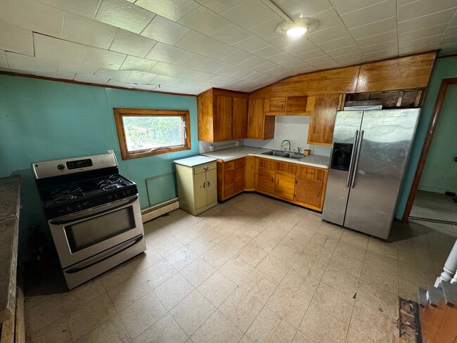 Building Photo - 3 Bodwell St