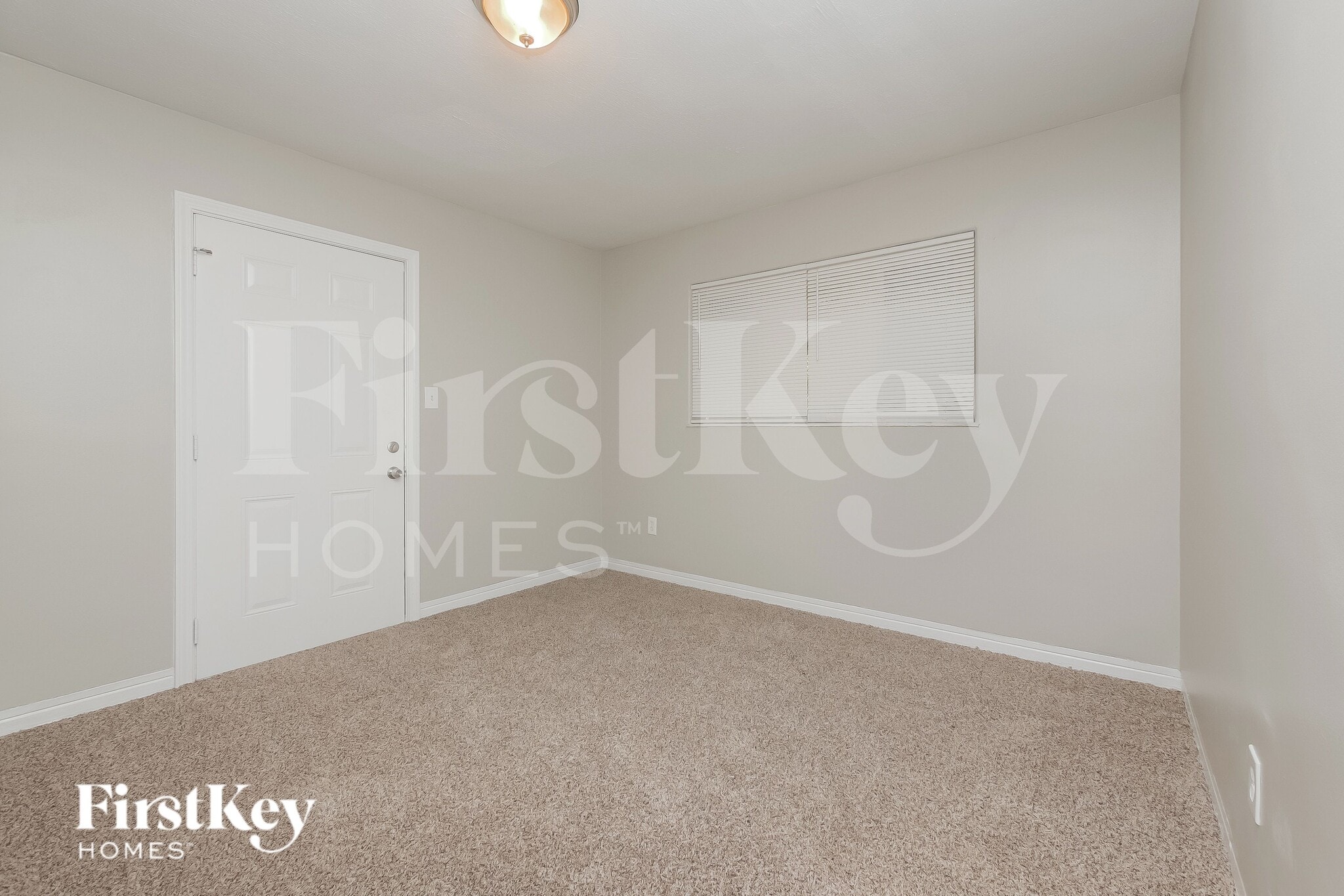 Building Photo - 2158 Beecher Cir SW