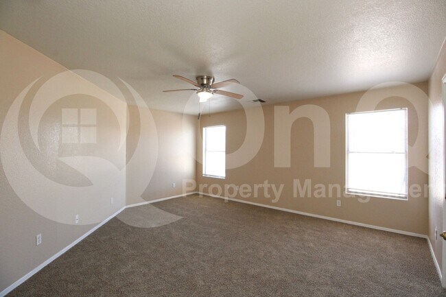 Building Photo - 9628 W Cordes Rd