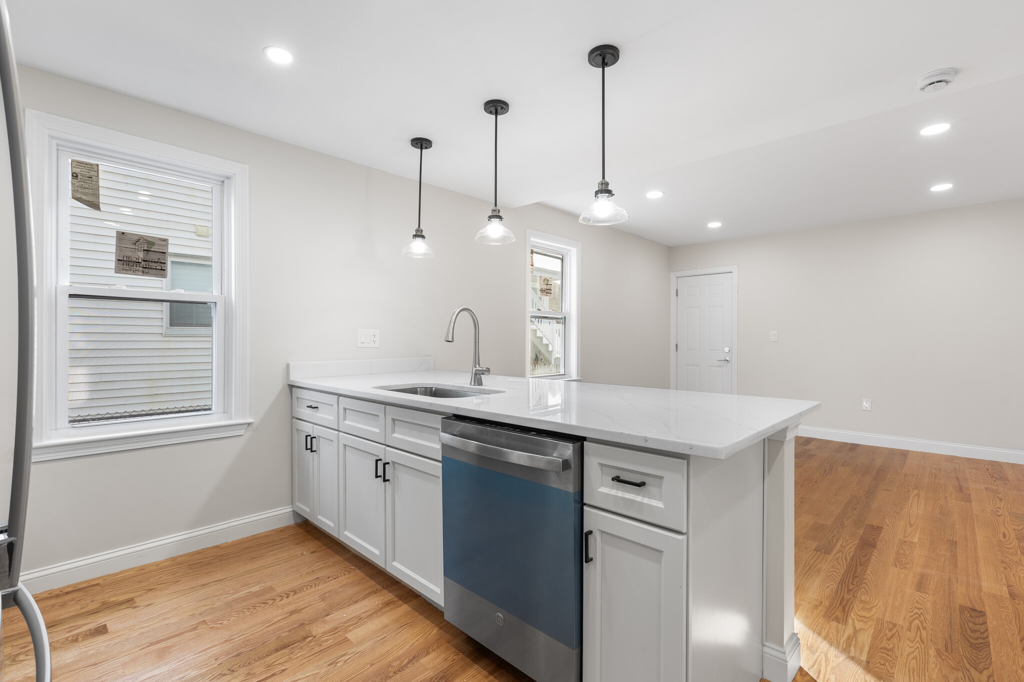 Building Photo - 322 Jefferson Ave