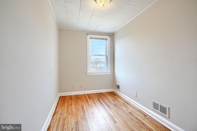 Building Photo - 602 Aldworth Rd