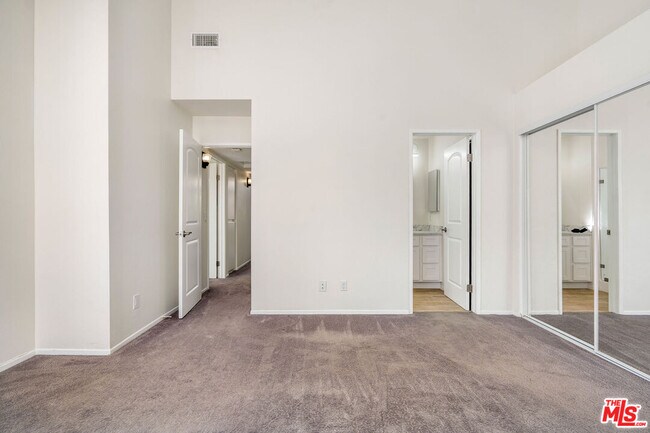 Building Photo - 18129 Erik Ct