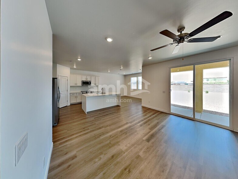 Building Photo - 6509 E Paseo Alga