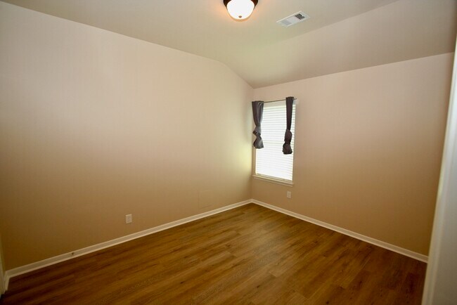 Building Photo - 28222 Helmsman Knolls Dr