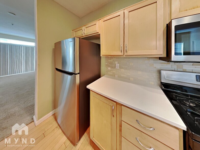 Building Photo - 15390 SW Mallard Dr