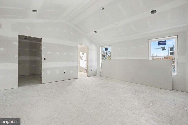 Building Photo - 314 N Stokes St