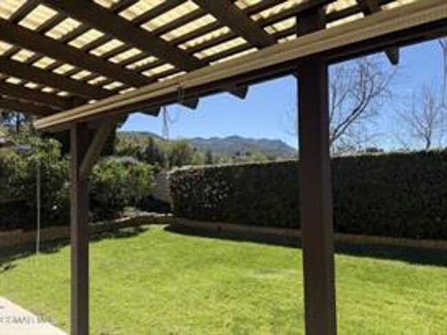 Building Photo - Tucked away on a quiet cul-de-sac in desirable Newbury Park 5+3 home