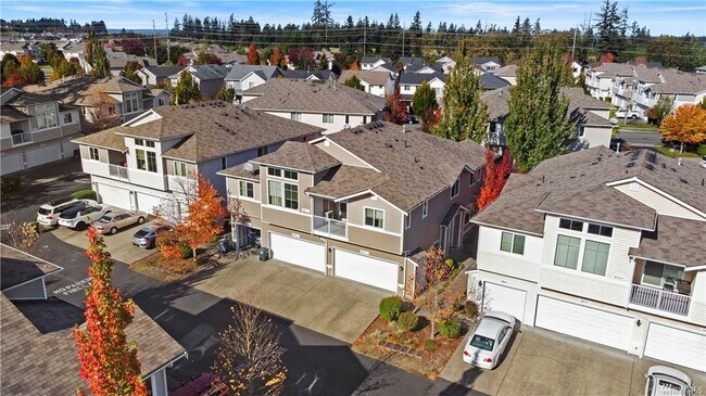 Primary Photo - 2085 Bobs Hollow Ln