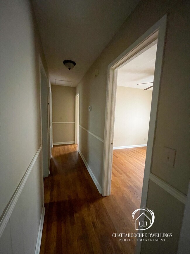 Building Photo - 3135 Leafmore Dr