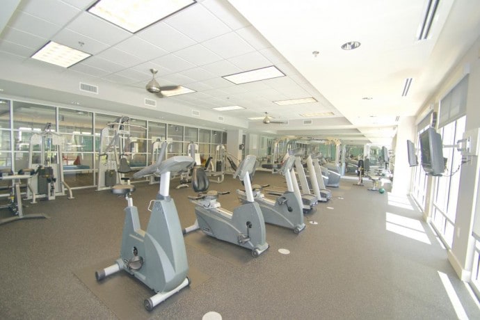 Building Photo - 711 Cosmopolitan Dr NE