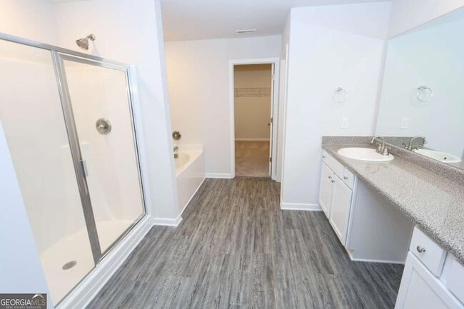 Building Photo - 2105 Jessica Way