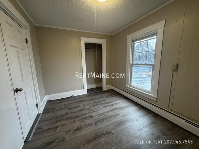 Building Photo - 26 Waterville Rd