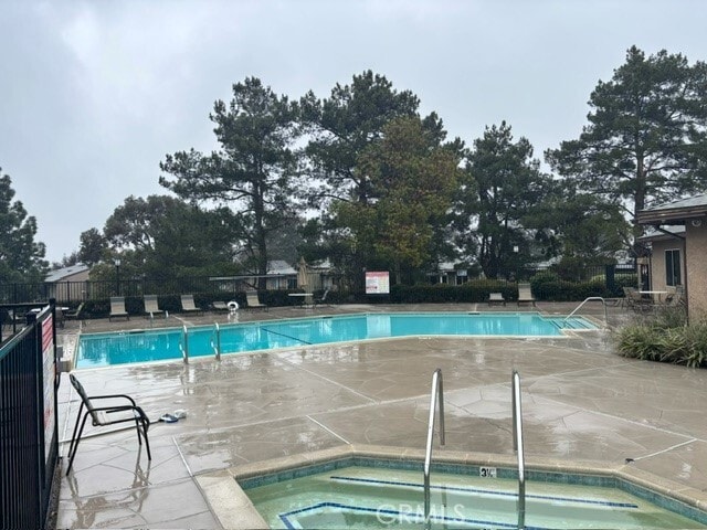 Building Photo - 2608 Avenida Del Vista