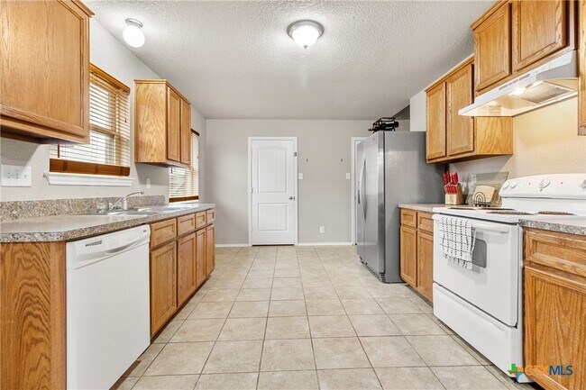 Building Photo - 3609 Ida Dr