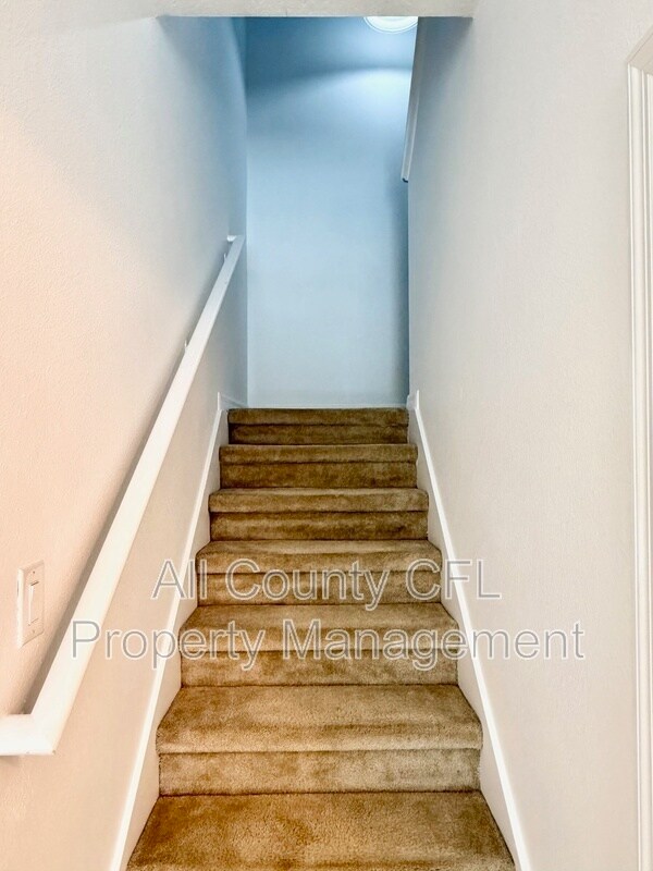 Building Photo - 619 Fortanini Cir