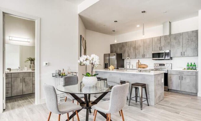 Building Photo - 1 bedroom in Dallas TX 75215