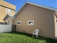 Building Photo - 636 Pioneer Dr