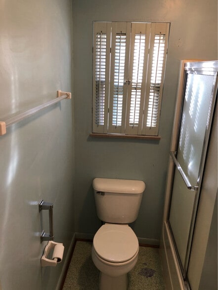 Building Photo - 5118 Cumberland Wood Dr NW