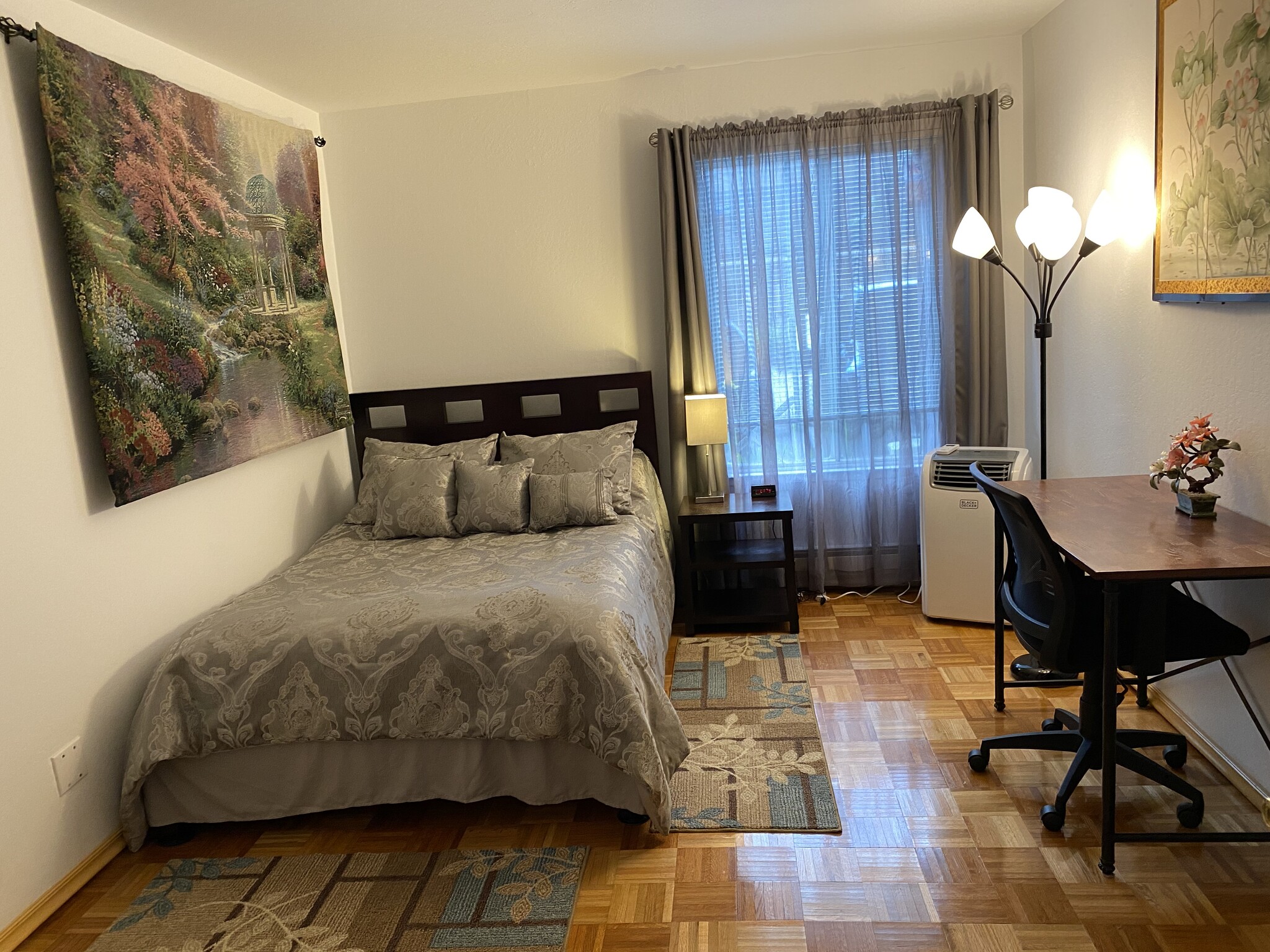 Bedroom - 1720 Halford Ave