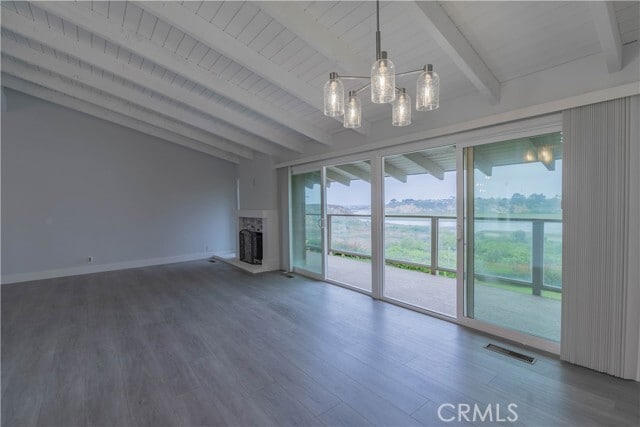 Building Photo - 633 Vista Bonita