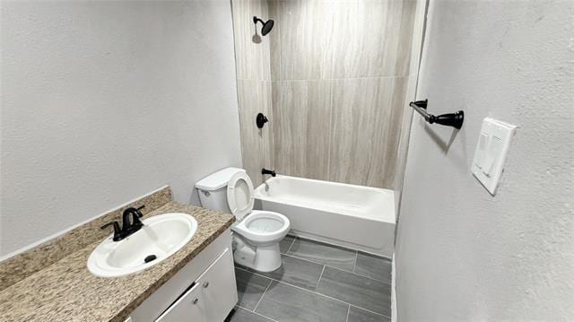 Building Photo - 4200 Kenwood Ct