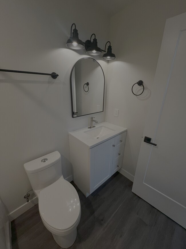 Building Photo - 1572 Rhinestone Ct