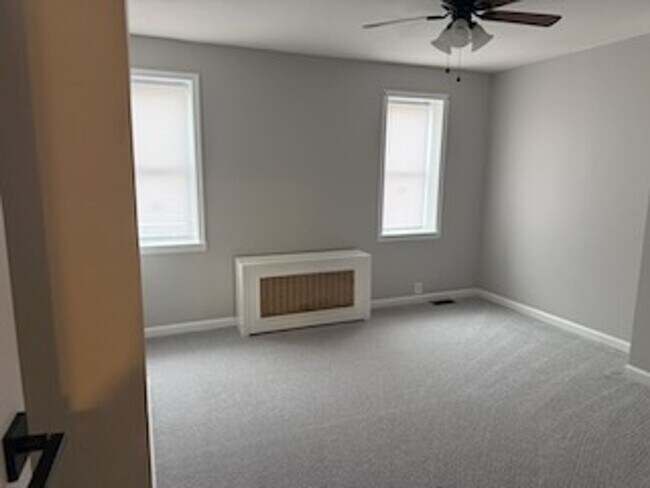 Building Photo - Great updated 3 Bedroom Row home in Manayunk for rent $2,200/month